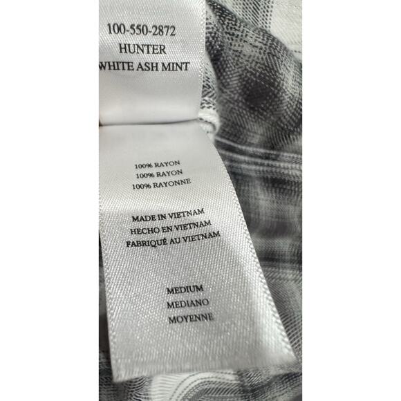 Plaid Flannel Shirt Button Down Long Sleeve Gray White Casual - Picture 6 of 6